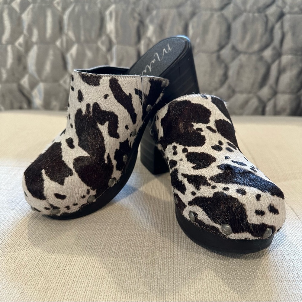 Matisse Black and White Cowhide Studded Platform Clogs - Picture 7 of 10